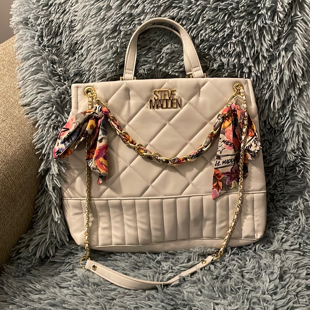 Steve Madden tote bag